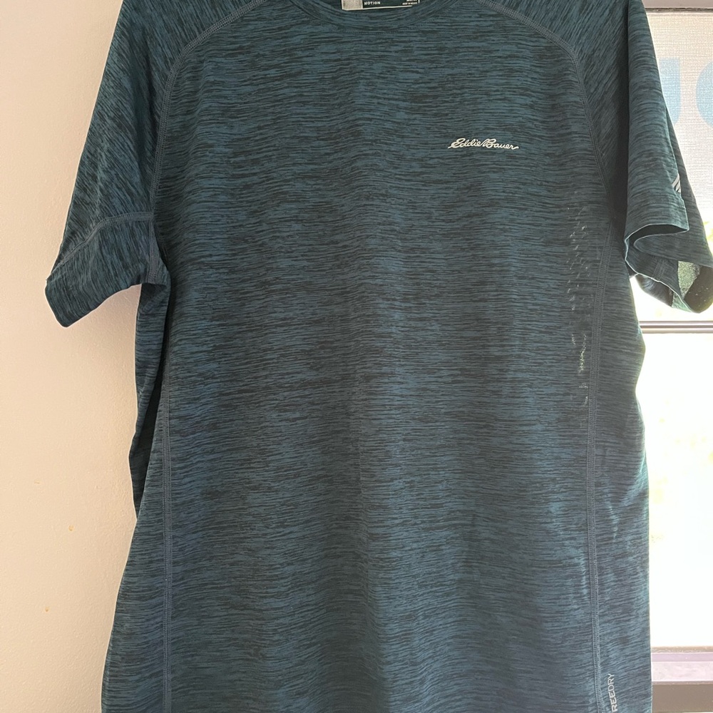 Eddie Bauer Blue Short Sleeve Tee Athletic Cut